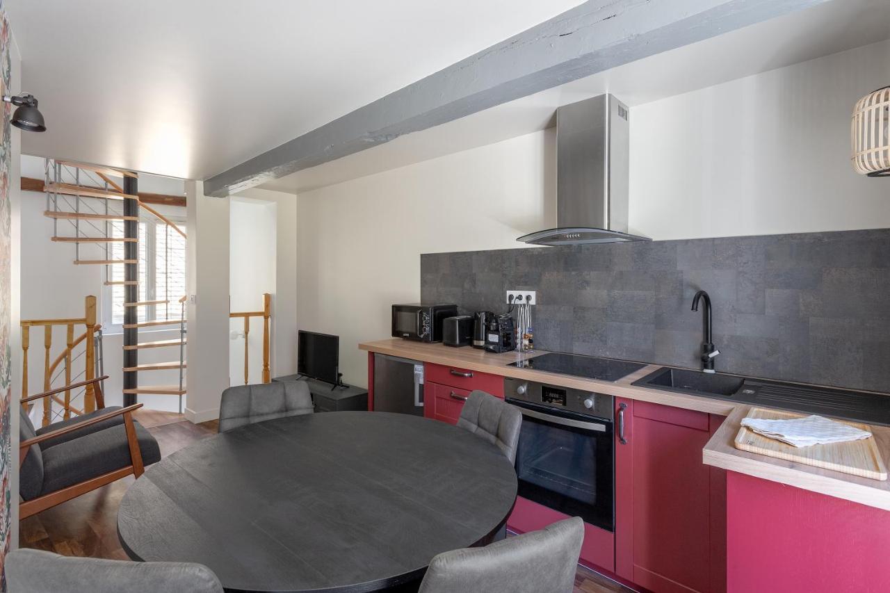 Ferienwohnung Un Petit Coin De Cathedrale Beauvais Exterior foto